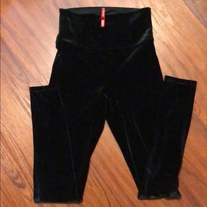Spanx velvet leggings